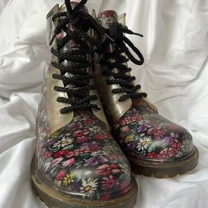 Dirty Laundry™️ Floral Rain Boot